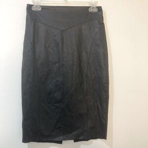 EXPRESS VINTAGE GENTLY USED FAUX LEATHER PENCIL SKIRT SIZE 0